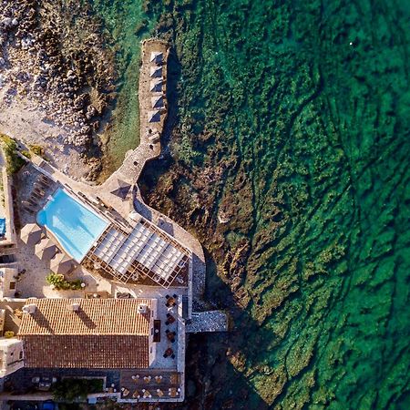 Kyrimai Hotel Yerolimin Exteriör bild